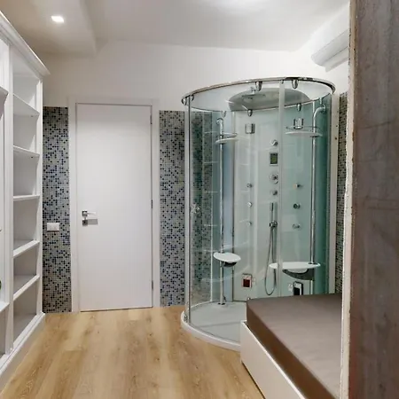 Nocleg ze śniadaniem Palazzina10 & 4*