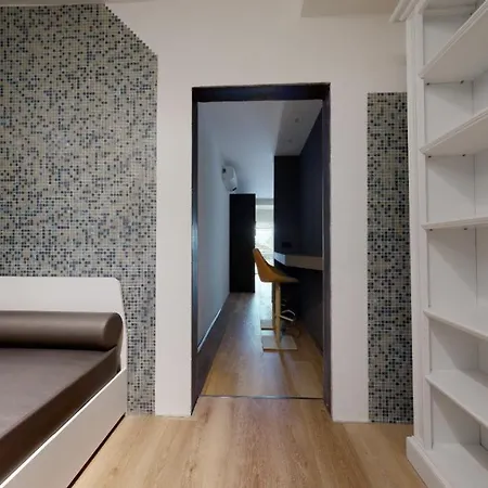 לינה וארוחת בוקר Palazzina10 & סאסו מרקוני