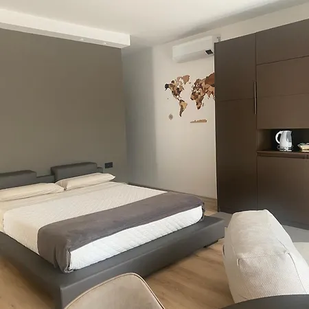 Palazzina10 & לינה וארוחת בוקר סאסו מרקוני