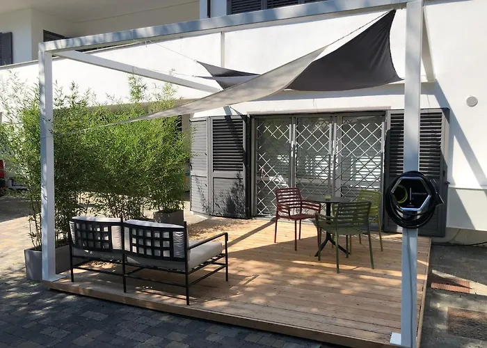 Palazzina10 & 4* ساسو ماركوني